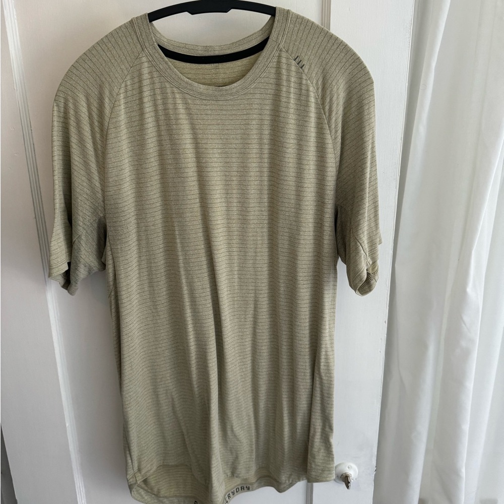 lululemon athletica Beige Short Sleeve Tee